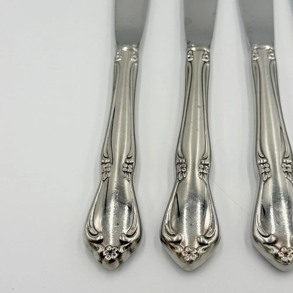 Oneidacraft Deluxe Chateau Dinner Knives Set of 4 Stainless Steel Flatware 8.5